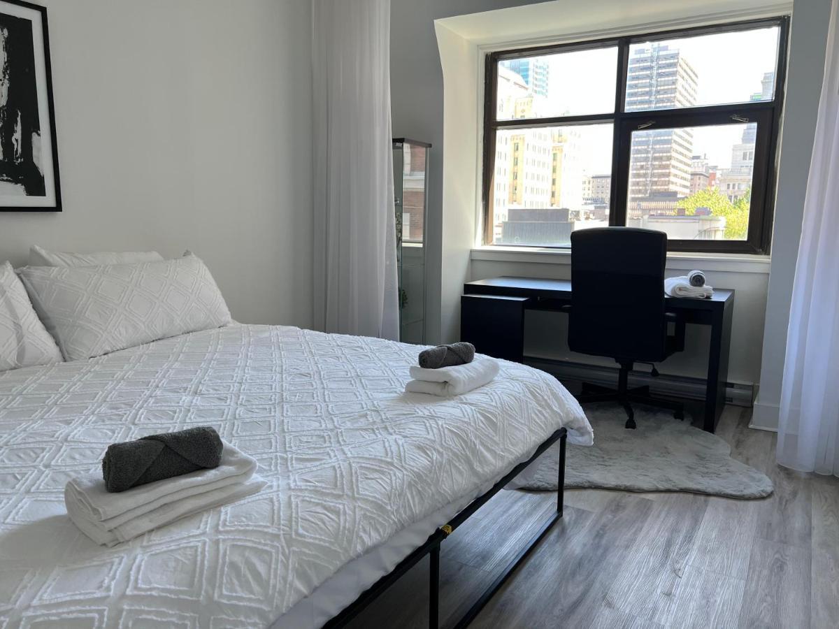 Spacious 5-bed Oasis In The Heart Of Downtown-5 Min To Bell Center, Free Parking * Montréal