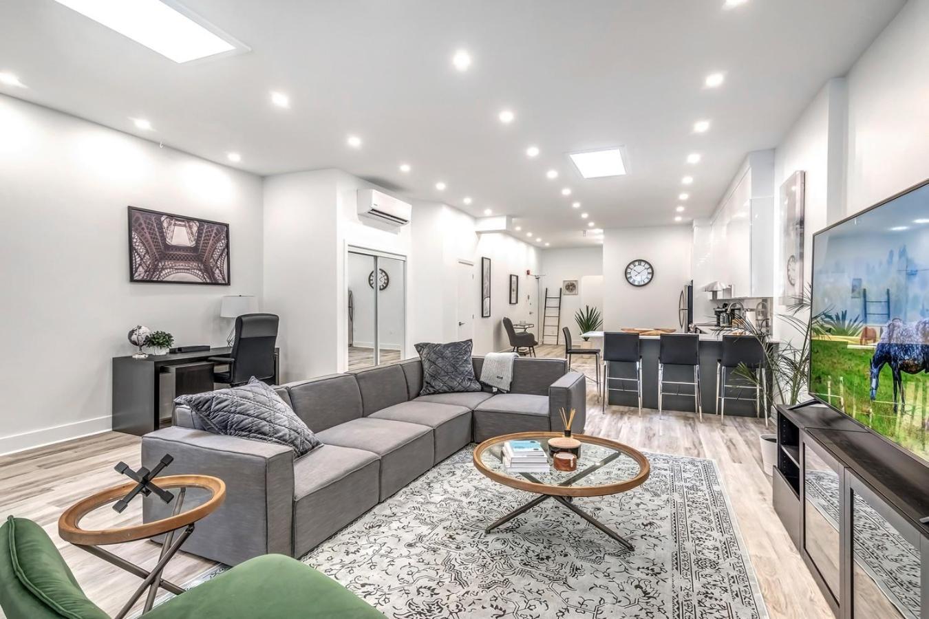 Appartement Spacious 5-bed Oasis In The Heart Of Downtown-5 Min To Bell Center, Free Parking