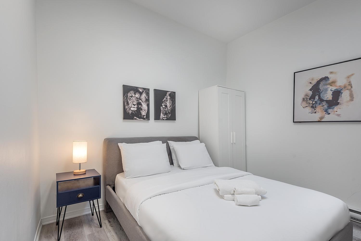 Spacious 5-bed Oasis In The Heart Of Downtown-5 Min To Bell Center, Free Parking * Montréal
